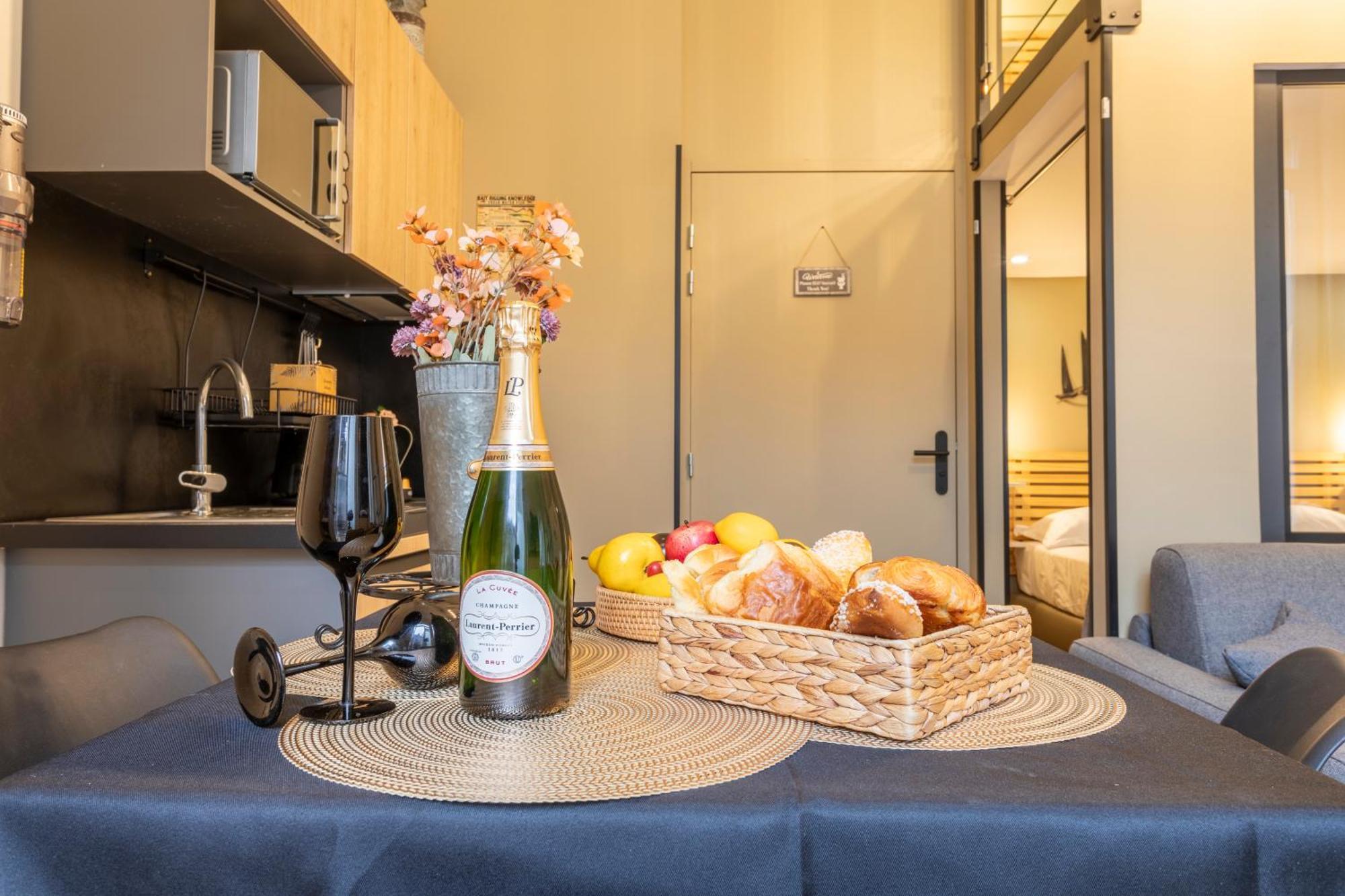 Adira Marseille Montgrand 2 Etoiles Διαμέρισμα Εξωτερικό φωτογραφία
