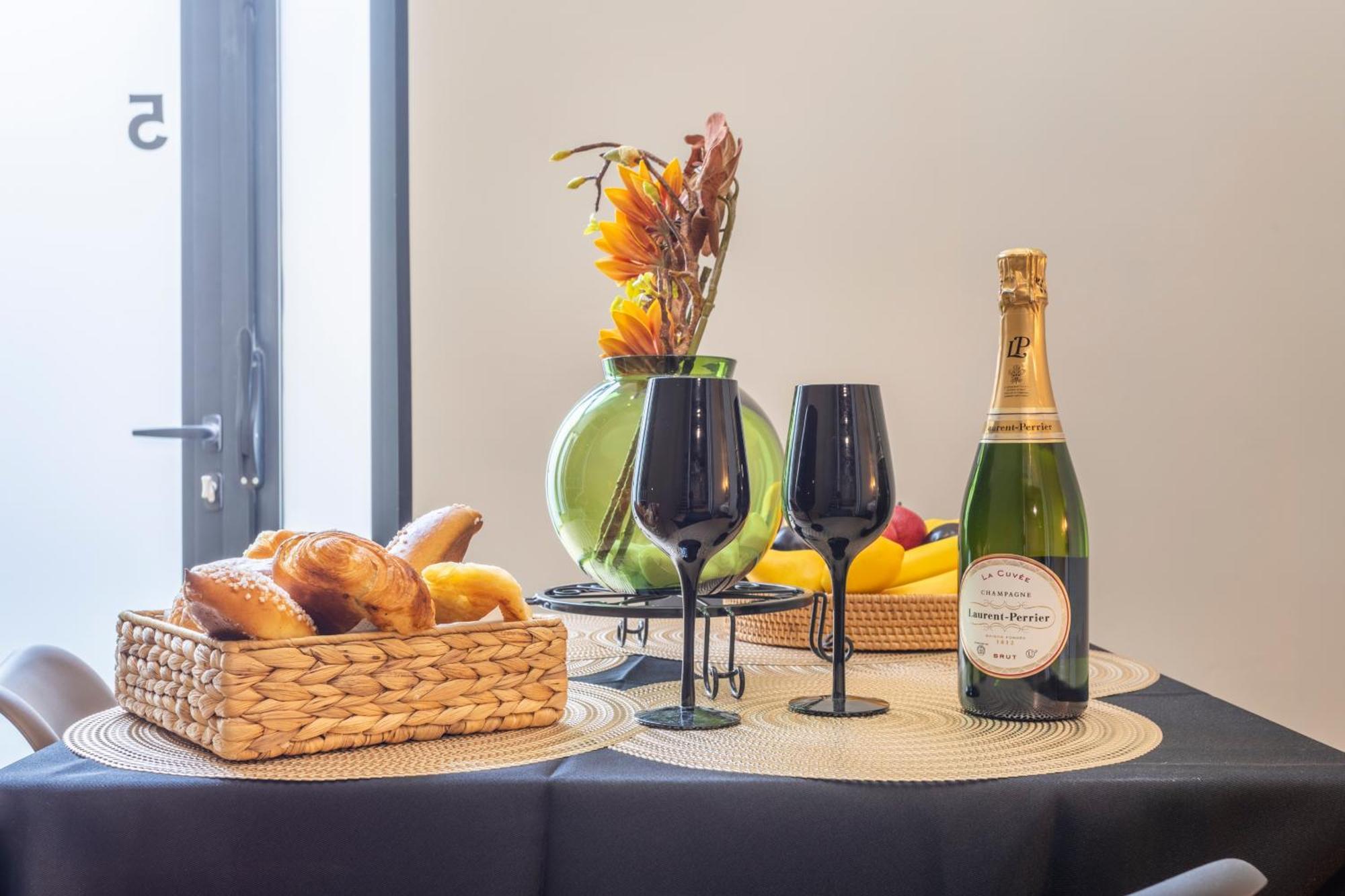 Adira Marseille Montgrand 2 Etoiles Διαμέρισμα Εξωτερικό φωτογραφία
